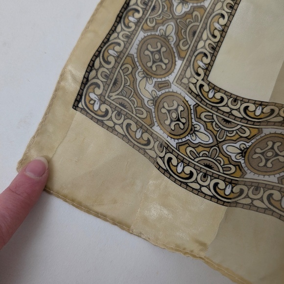 Venezia Large Square Scarf Satin Map Italy Shiny - Picture 7 of 15